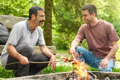 Ein Tandem von «come together» beim Bräteln