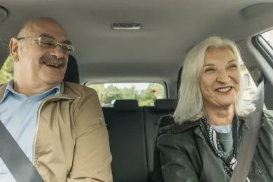 Der Fahrdienst des Roten Kreuzes bringt Sie sicher zum Arzt oder Therapie und wieder zurück
