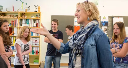 Die "chili"-Fachperson bringt neue Kompetenzen ins Schulzimmer