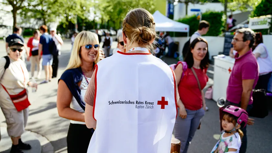 Freiwillige im Einsatz für das Rote Kreuz